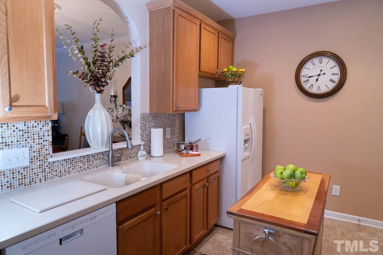 5570 Nur Lane Raleigh, NC 27606 - Photo 8 of 12 Gallery Image 8