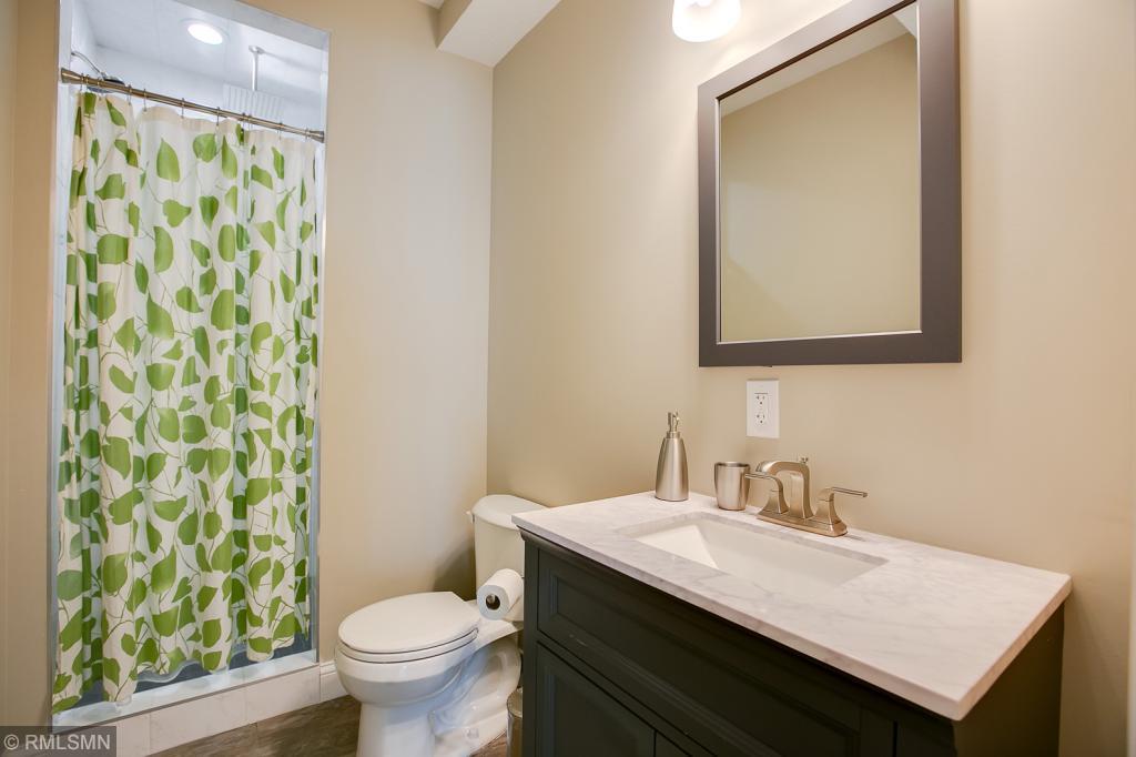 4811 Williston Road Minnetonka, MN 55345 - Photo 29 of 36 Gallery Image 29