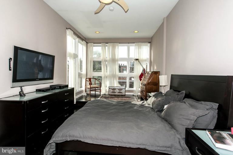 637 A Street Southeast Washington, DC 20003 - Photo 3 of 22 Bedroom (Master)