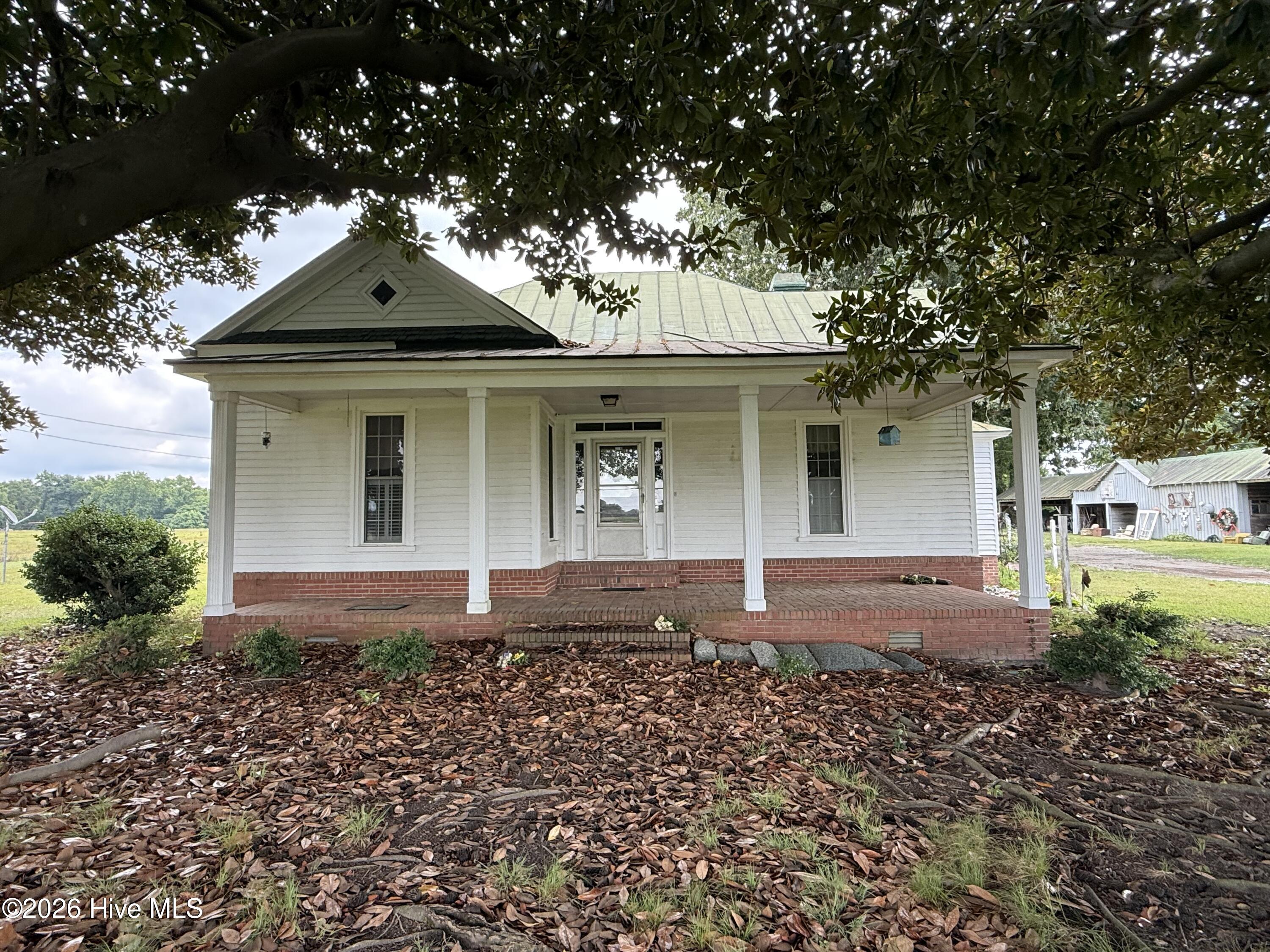 120 Farrior Road Mount Olive, NC 28365 - Photo 5 of 23