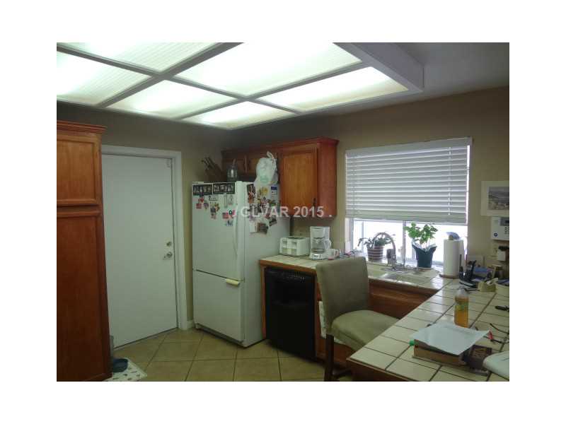 57 Reyburn Drive Henderson, NV 89074 - Photo 14 of 35 Property Photo.