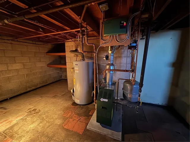 $399,900 | 1990 Route 5 & 20 Highway, Seneca Falls, NY 13148