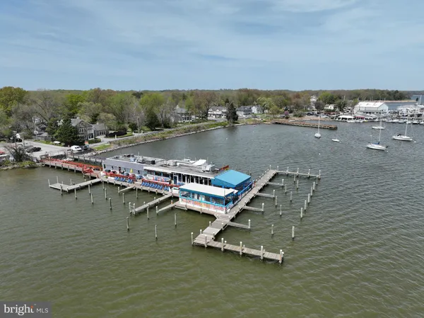 $1,750,000 | 946 Benning Road, Galesville, MD 20765