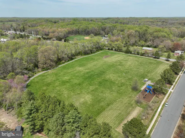 $1,750,000 | 946 Benning Road, Galesville, MD 20765