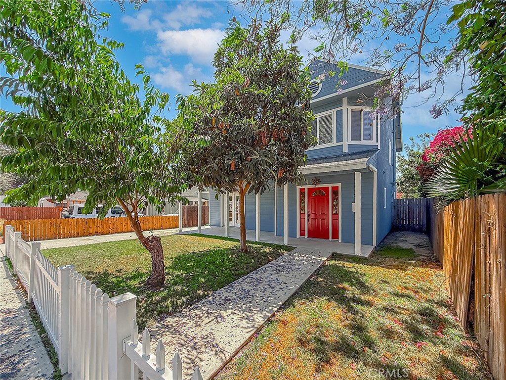 58 Charles Street Moorpark, CA 93021 - Photo 3 of 64