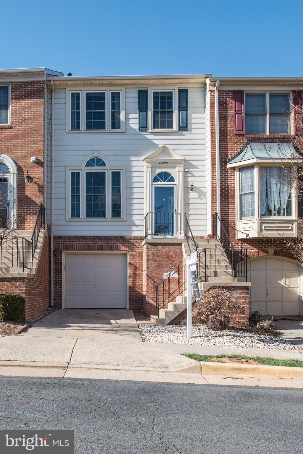 46836 Rabbitrun Terrace Sterling, VA 20164 - Photo 2 of 30 Exterior (Front)