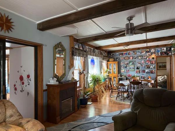 $275,000 | 206 South 4th Street, Thermopolis, WY 82443