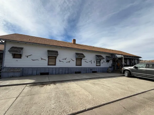 $275,000 | 206 South 4th Street, Thermopolis, WY 82443