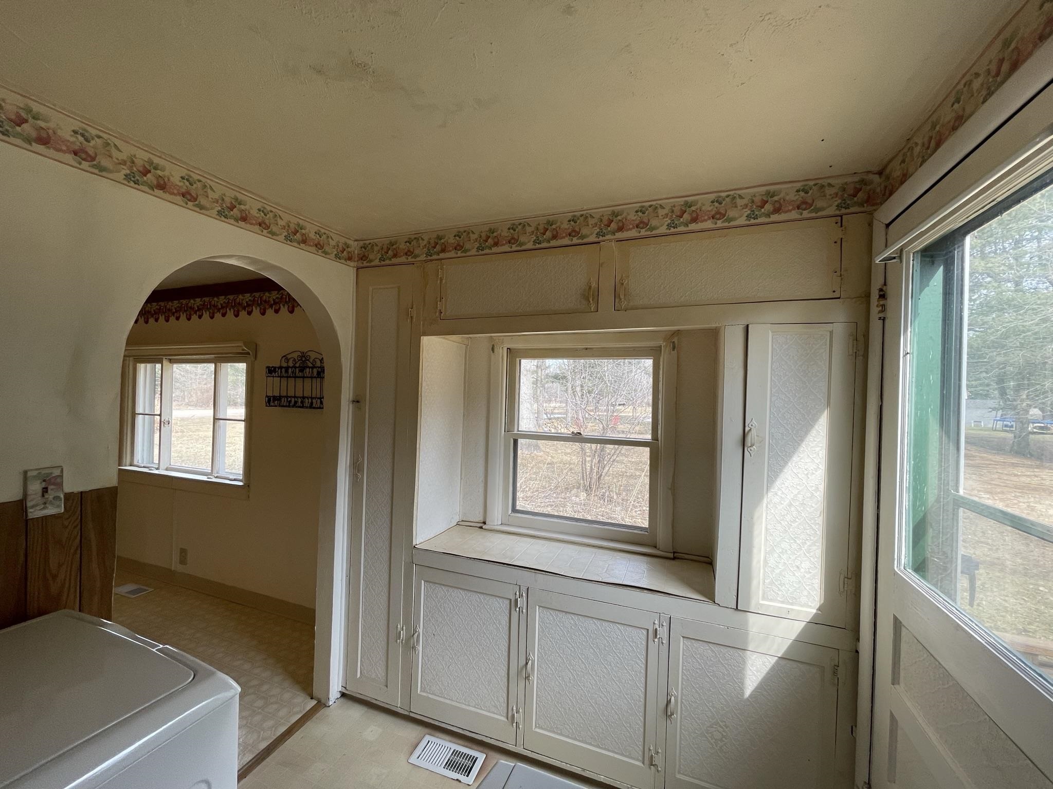 8057 East Baseline Road Mount Pleasant, MI 48858 - Photo 21 of 24 1897658-20.JPG