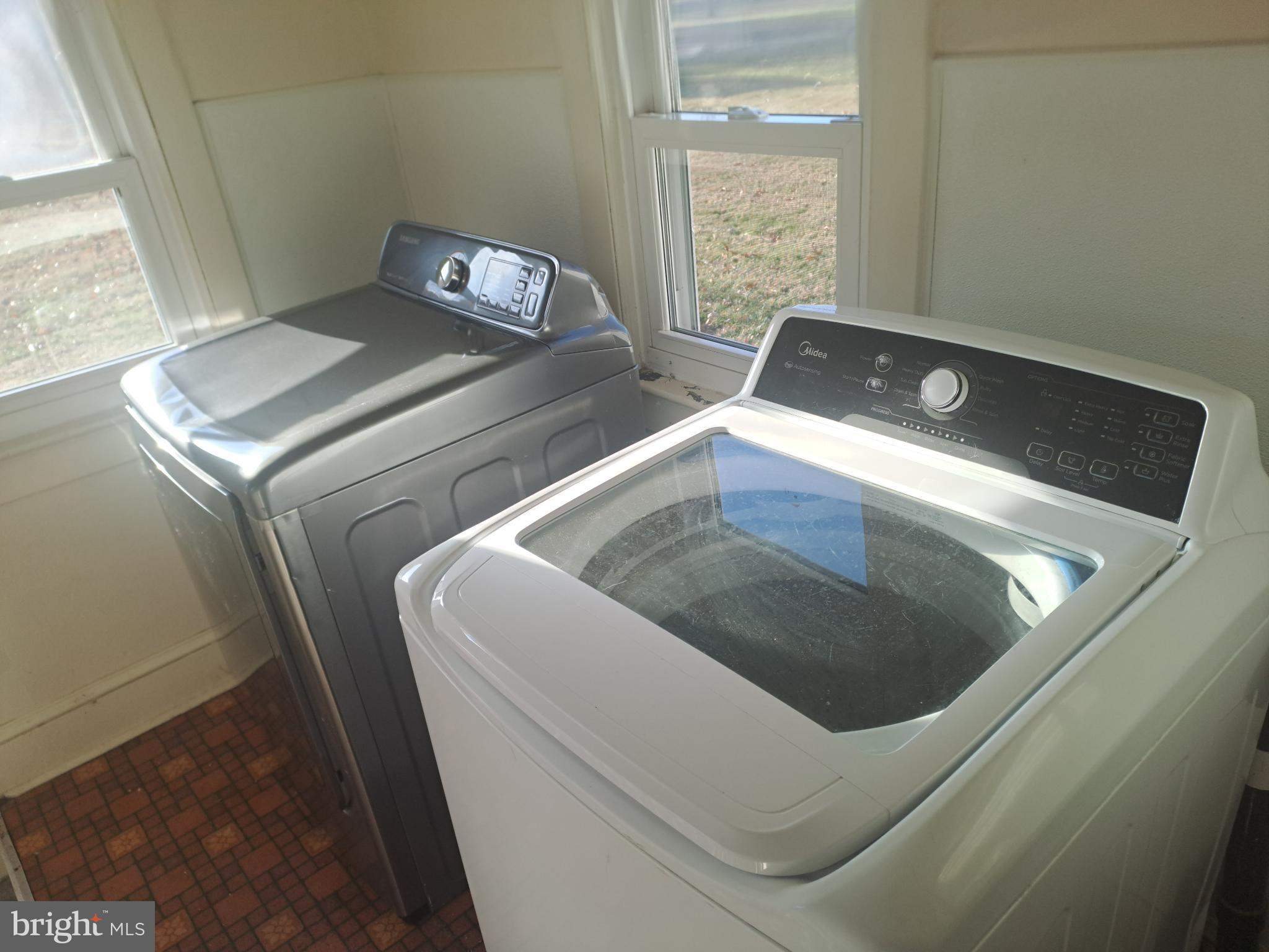 10118 Dahlgren Road King George, VA 22485 - Photo 14 of 17 Washer/Dryer 2