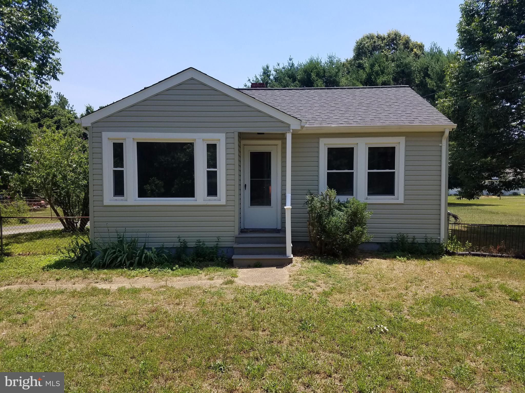 10118 Dahlgren Road King George, VA 22485 - Photo 2 of 17 Exterior (Front)