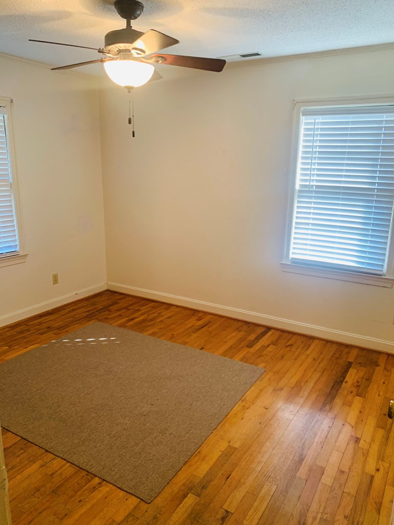 211 Cuttino Road Sumter, SC 29150 - Photo 5 of 9 Gallery Image 5