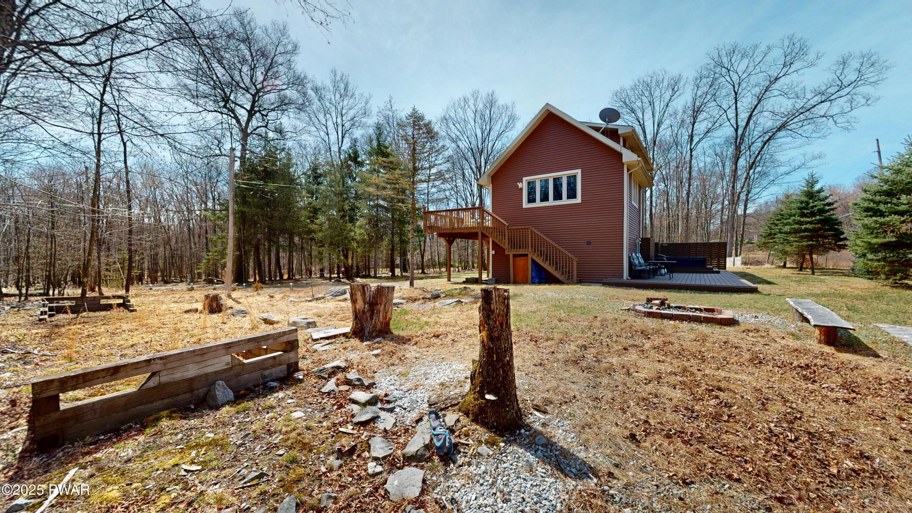677 West Chipmunk Road Bushkill, PA 18324 - Photo 3 of 53