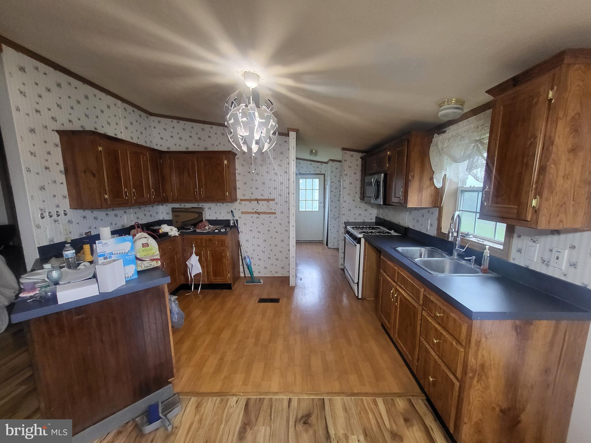 1760 Shrivers Corner Road Gettysburg, PA 17325 - Photo 9 of 20 Kitchen