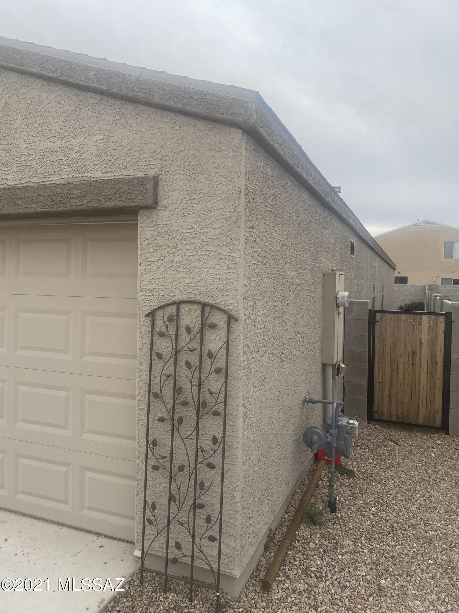 5992 South Antrim Loop Tucson, AZ 85706 - Photo 2 of 15 a view of a storage & utility room