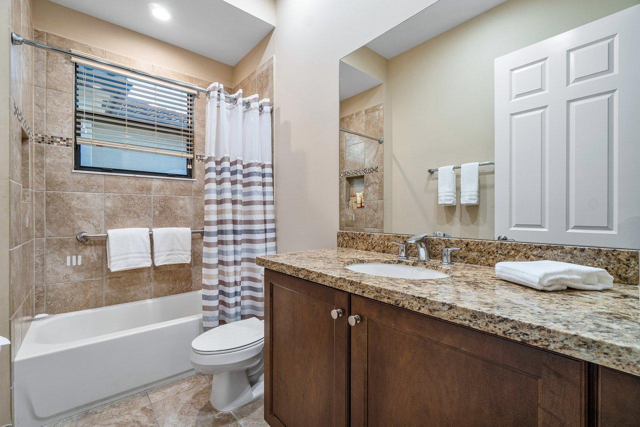 16571 Ambassador Bridge Road Delray Beach, FL 33446 - Photo 27 of 34 031-16571AmbassadorBridgeRoad-DelrayBeac