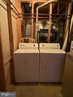 836 Faraway Court Bowie, MD 20721 - Photo 14 of 18 Laundry area