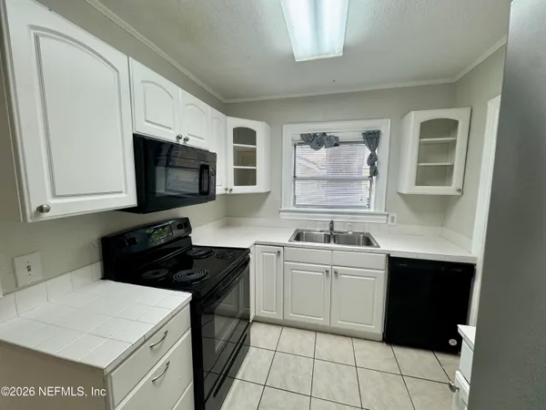 $1,650 | 3352 College Street, Jacksonville, FL 32205