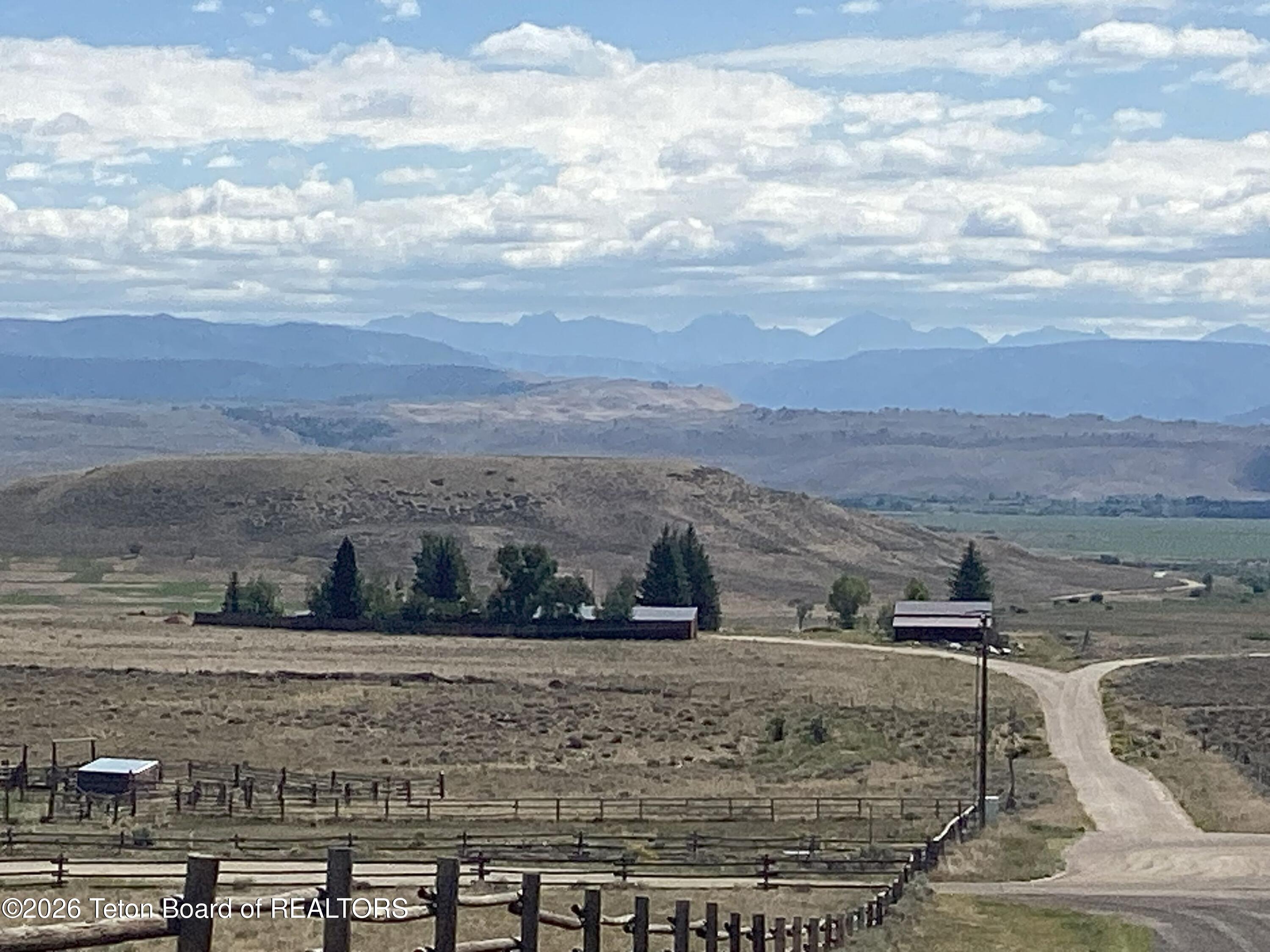 20 Elk Run Road Pinedale, WY 82941 - Photo 32 of 37 Top of Driveway Looking East