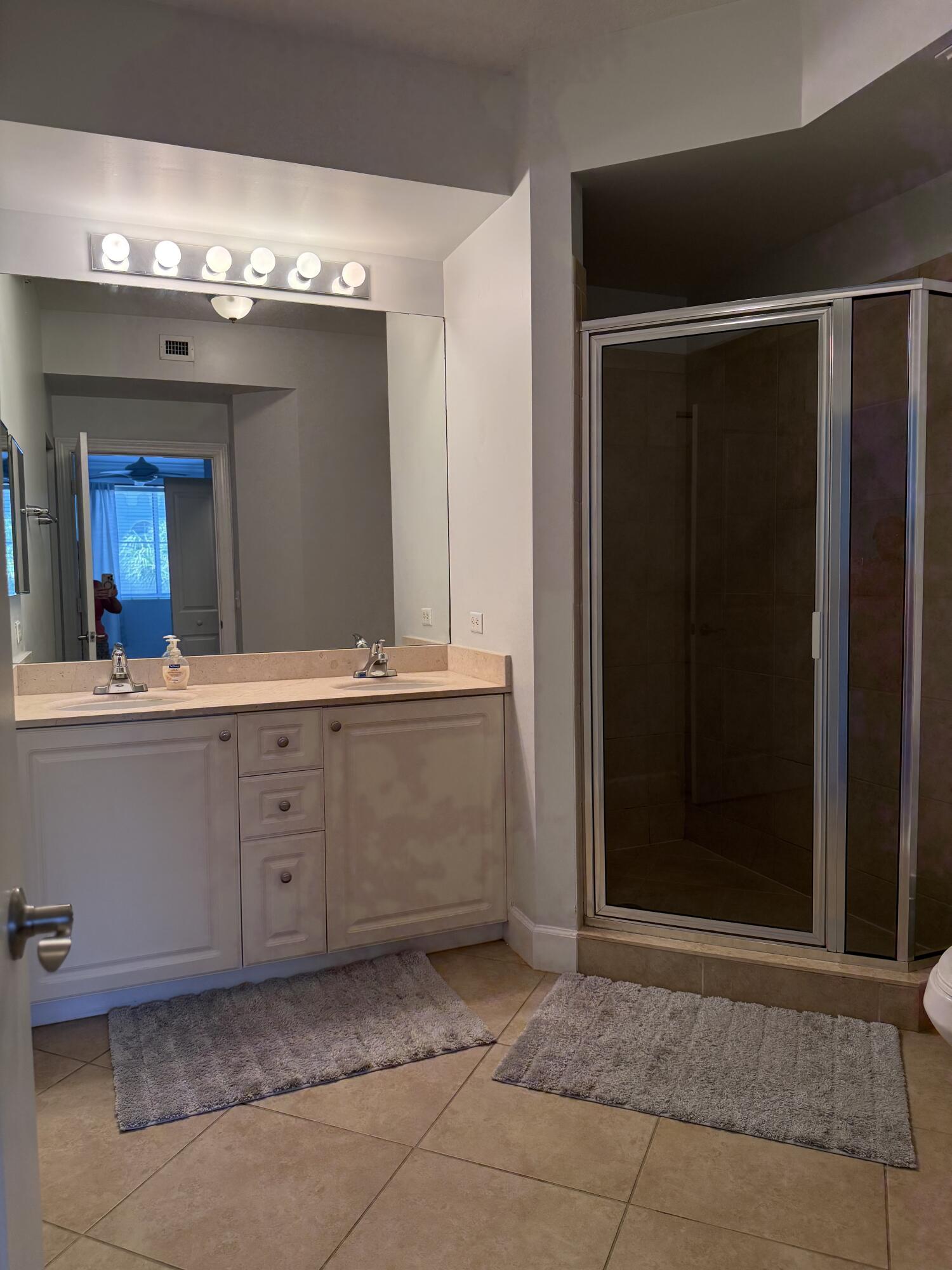 3308 Renaissance Way Boynton Beach, FL 33426 - Photo 18 of 33 Primary Bathroom