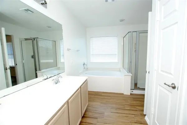 $2,050 | 3212 Victorian Manor Lane, Houston, TX 77047