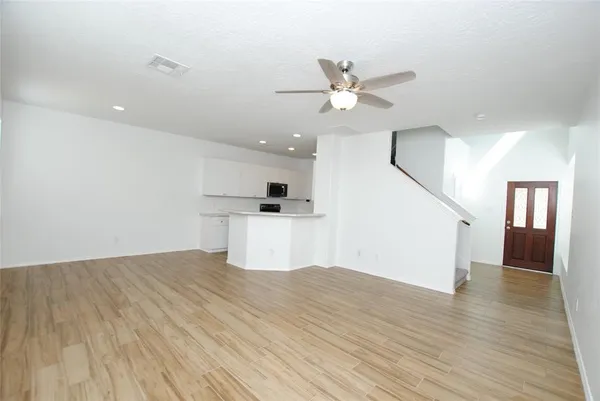 $2,050 | 3212 Victorian Manor Lane, Houston, TX 77047