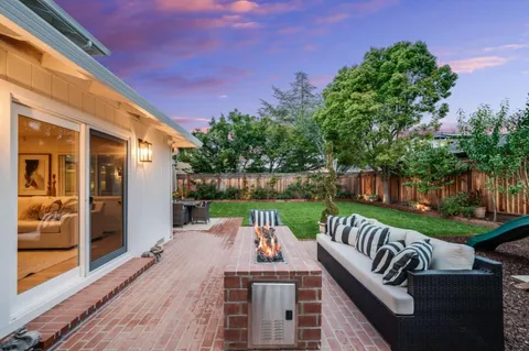 $5,395,000 | 17660 Vista Avenue, Monte Sereno, CA 95030