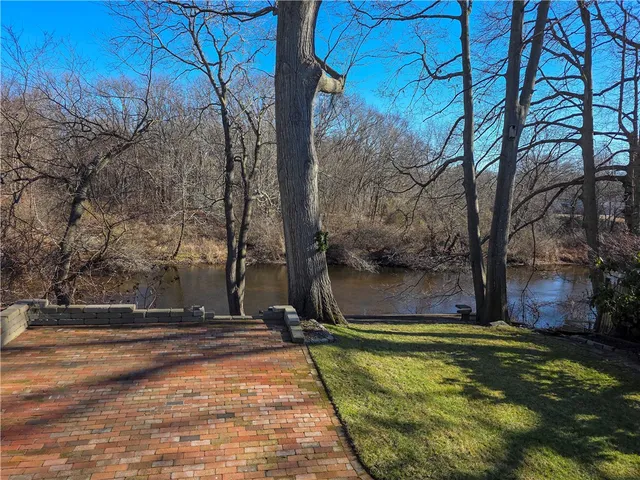 $499,900 | 77 Pinecrest Drive, Pawtucket, RI 02861