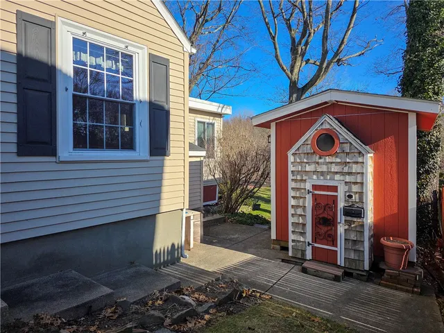 $499,900 | 77 Pinecrest Drive, Pawtucket, RI 02861