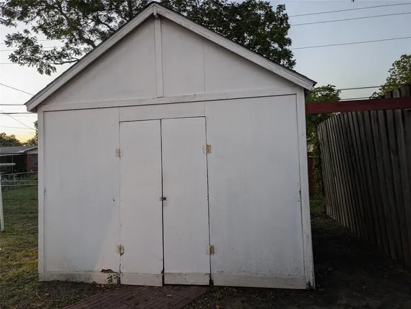 $1,950 | 1817 Belmont Street, Mesquite, TX 75149