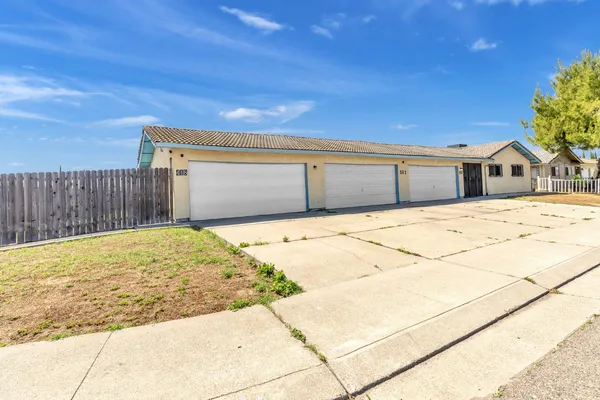 $649,999 | 414 Jill Circle, Stockton, CA 95210