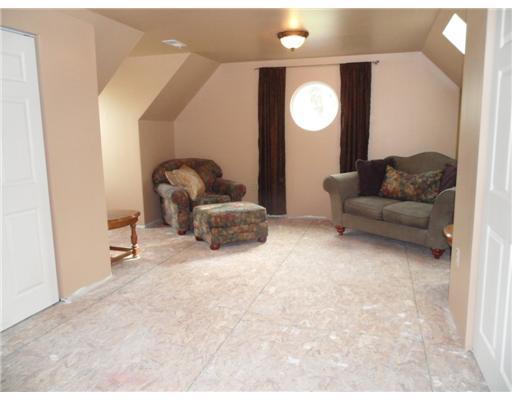 272 Center Church Road Canonsburg, PA 15317 - Photo 7 of 18 Master Bedroom.