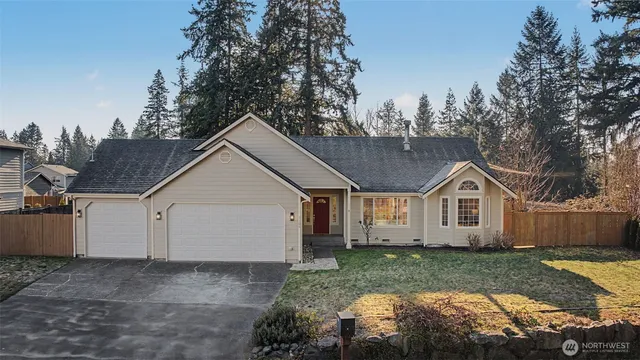 $840,000 | 1106 130th Street Southeast, Everett, WA 98208