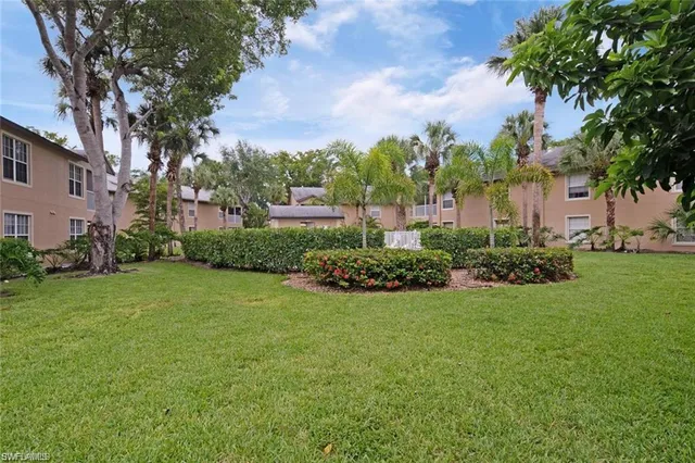 $335,000 | 9589 Crescent Garden Drive, Unit C102, Naples, FL 34109
