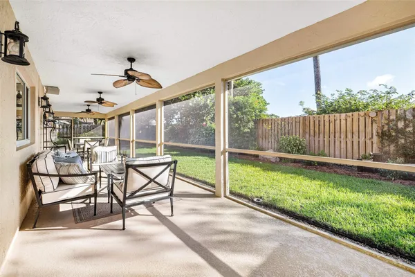 $1,225,000 | 2855 Hampton Circle East, Delray Beach, FL 33445