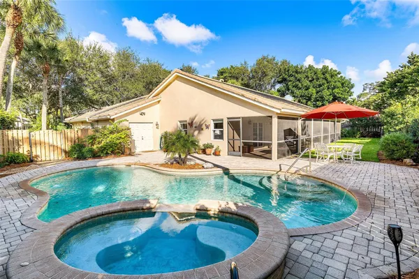 $1,225,000 | 2855 Hampton Circle East, Delray Beach, FL 33445