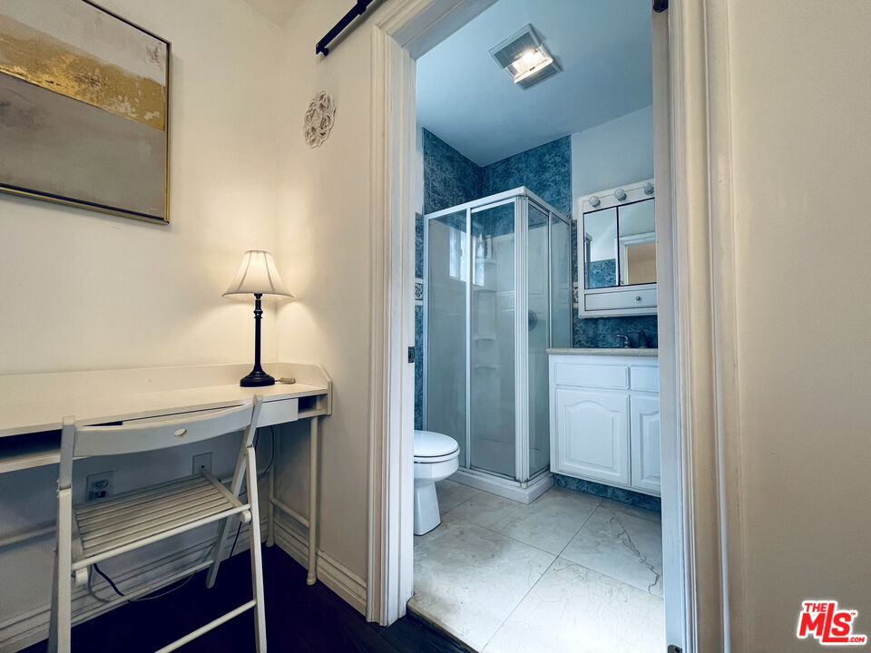 1500 Midvale Avenue Los Angeles, CA 90024 - Photo 7 of 16