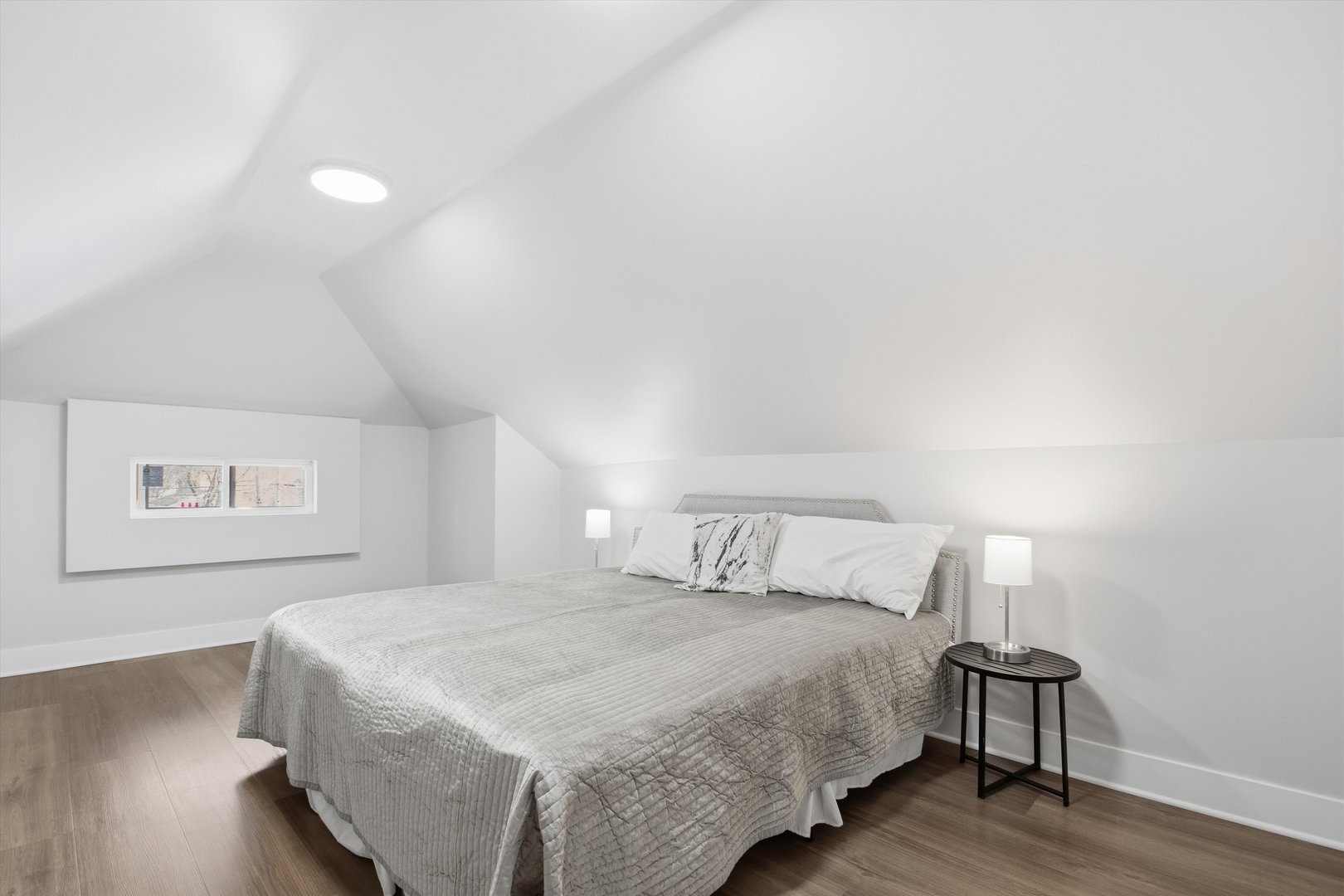 9953 South Prospect Avenue Chicago, IL 60643 - Photo 19 of 35 a bedroom with a bed and wooden floor