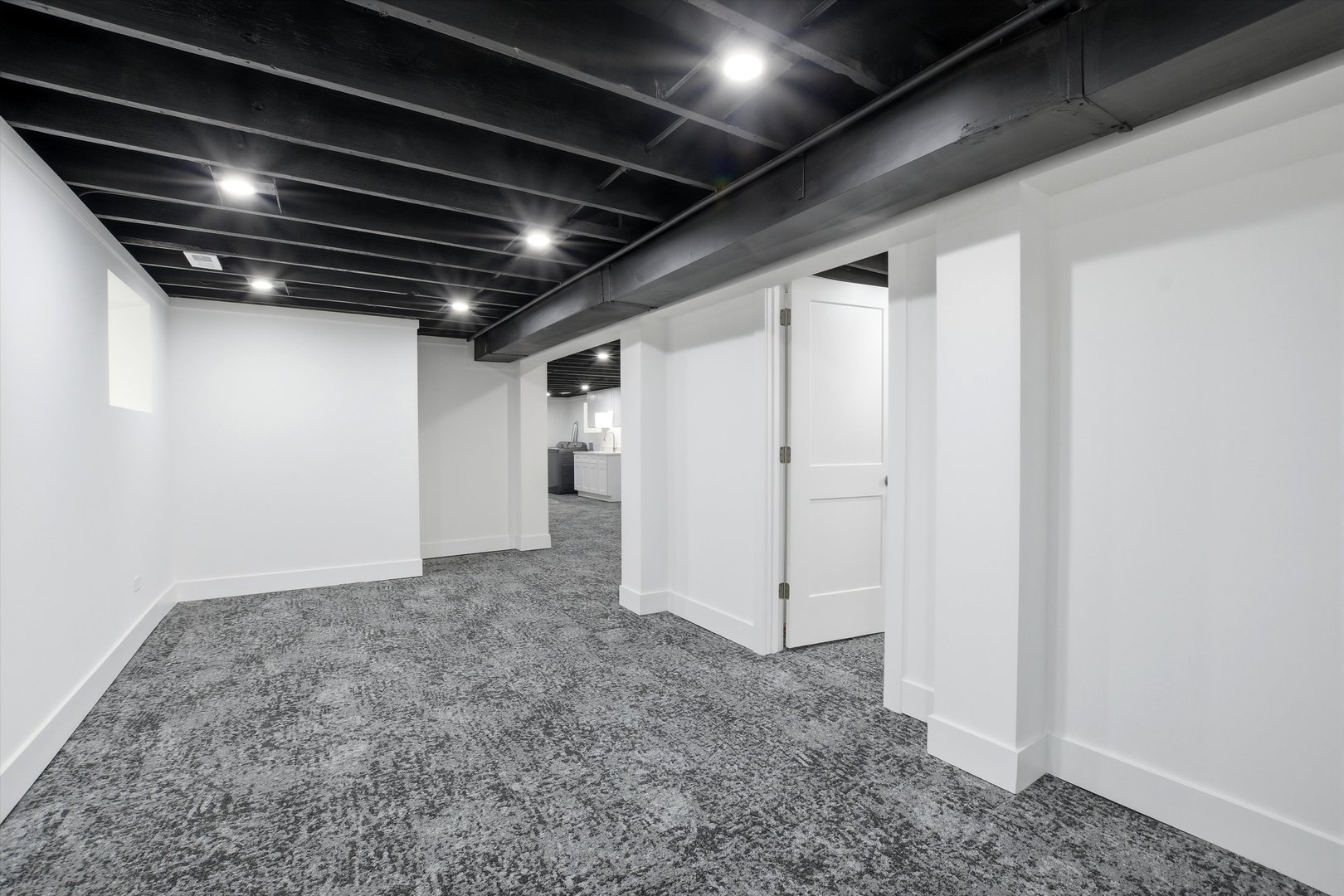 9953 South Prospect Avenue Chicago, IL 60643 - Photo 27 of 35 a view of hallway