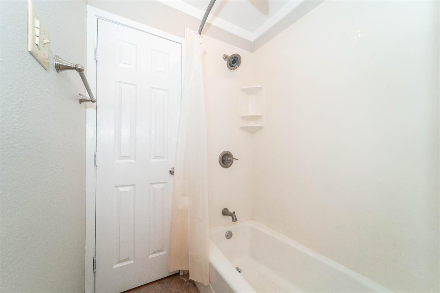 209 Main Street Idalou, TX 79329 - Photo 7 of 16 Photo 7