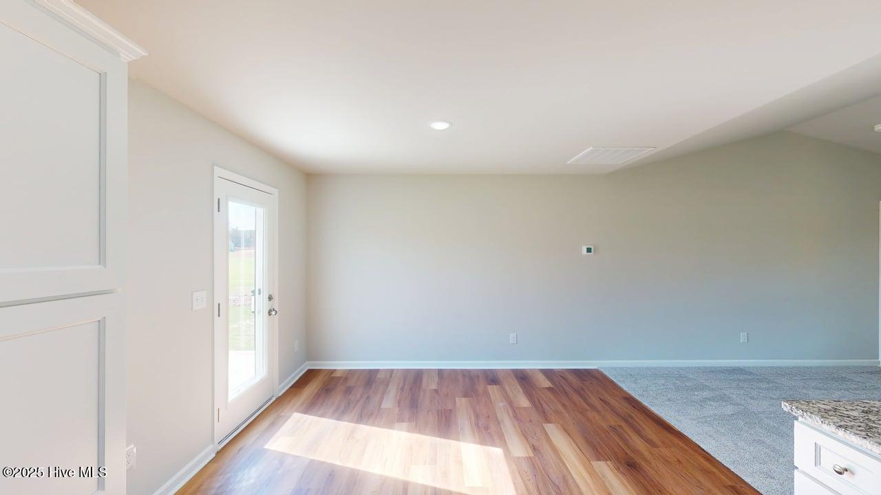 1391 Pinkney Road Pikeville, NC 27863 - Photo 10 of 29 Dining Area