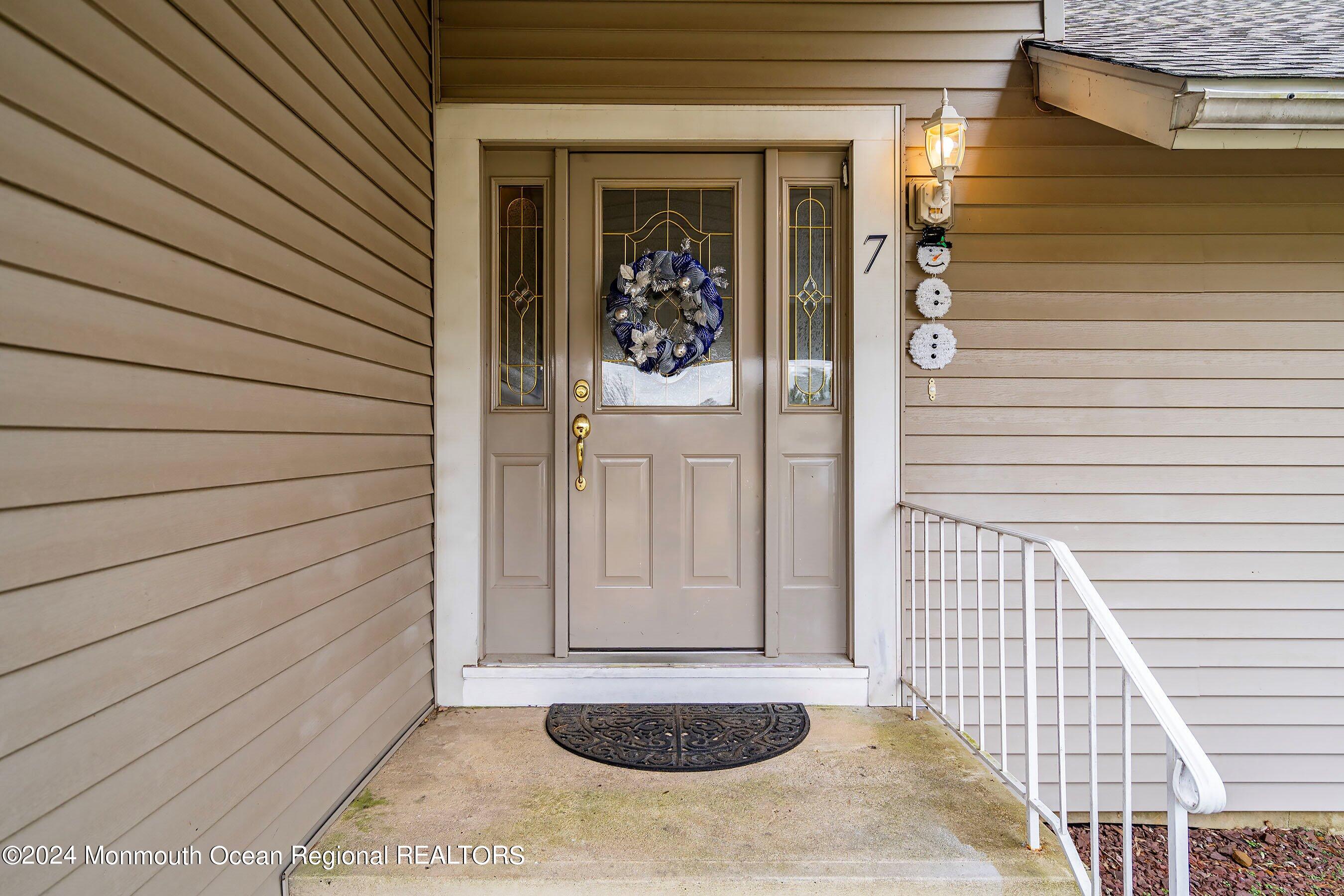 7 Valley Road Manalapan, NJ 07726 - Photo 7 of 35 11-Front Porch 1