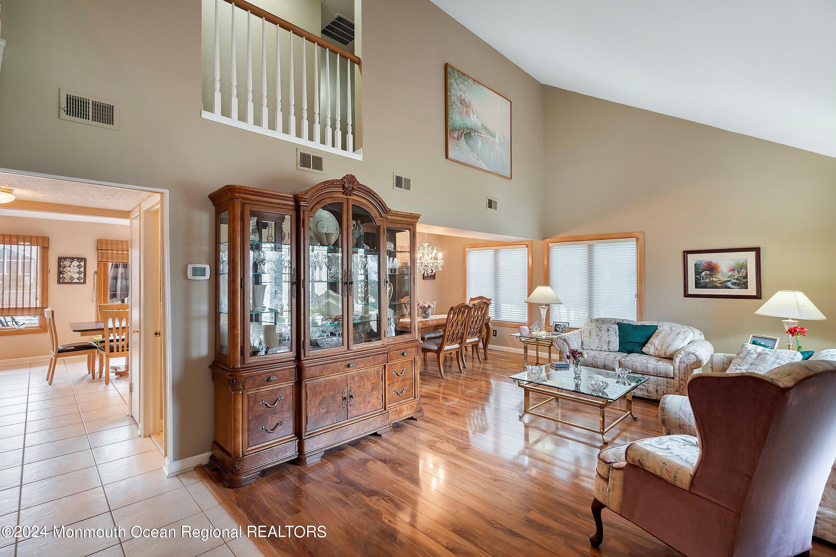 7 Valley Road Manalapan, NJ 07726 - Photo 9 of 35 13-Living 1A
