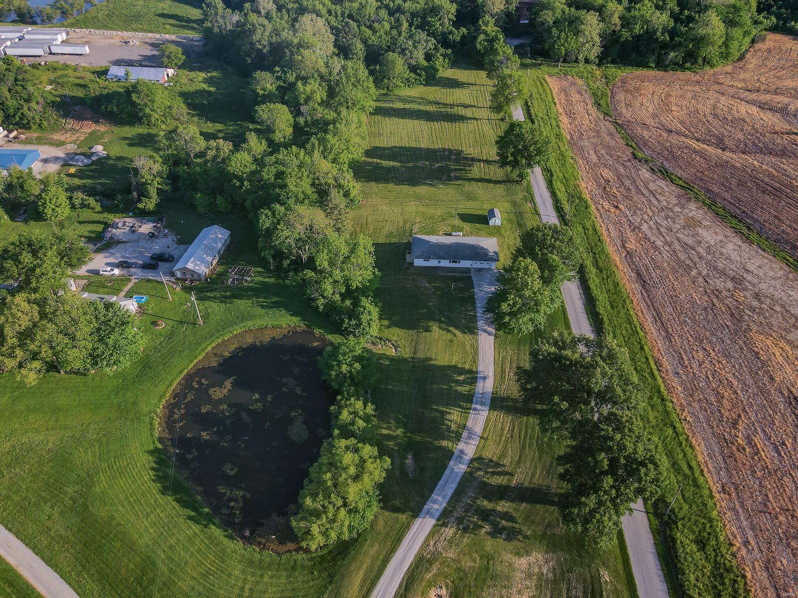6045 Highway 3 Waterloo, IL 62298 - Photo 29 of 36 Gallery Image 29