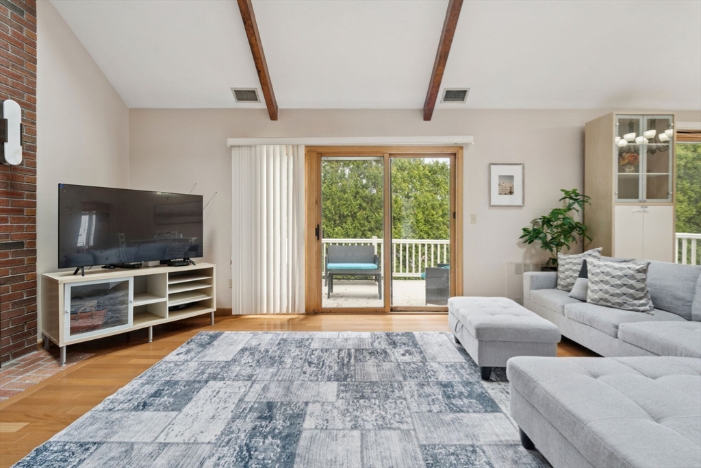 20 Murdoch Road Stoneham, MA 02180 - Photo 1 of 42 Gallery Image 1