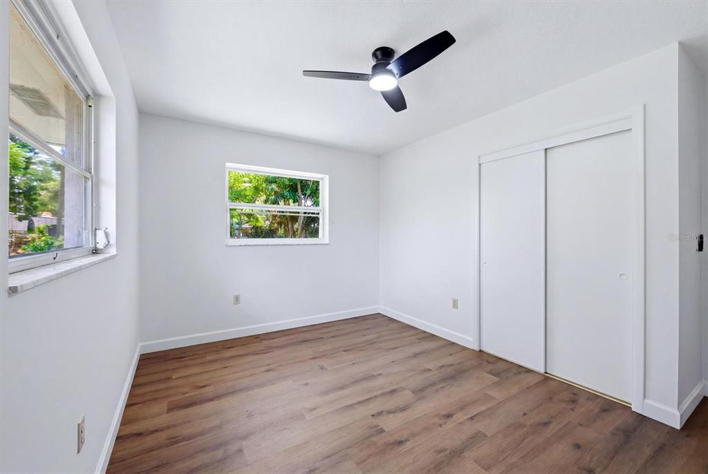 4100 Tee Road Sarasota, FL 34235 - Photo 25 of 35