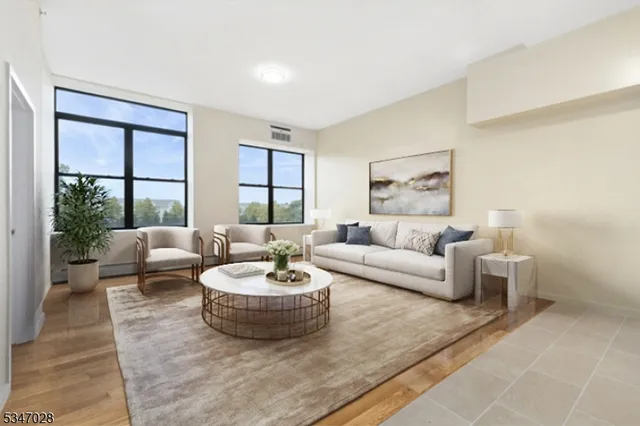 $2,596 | 520 Belleville Avenue, Unit N315, Belleville, NJ 07109