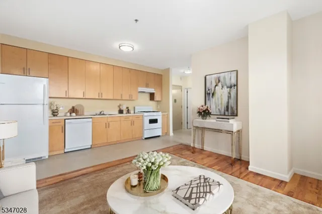 $2,596 | 520 Belleville Avenue, Unit N315, Belleville, NJ 07109