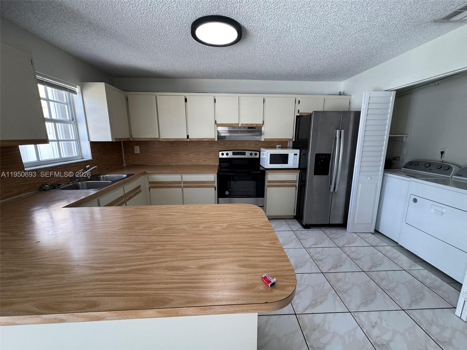 6255 Southwest 129th Place, Unit 2205 Miami, FL 33183 - Photo 9 of 25