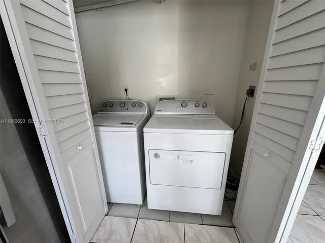 $2,800 | 6255 Southwest 129th Place, Unit 2205, Miami, FL 33183